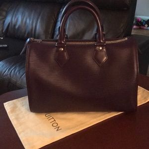 Louis Vuitton Speedy Bag